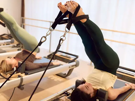 espailotus 50 | Reformer, Entrenament personal, Power Barre i Tonificació, from their own website
